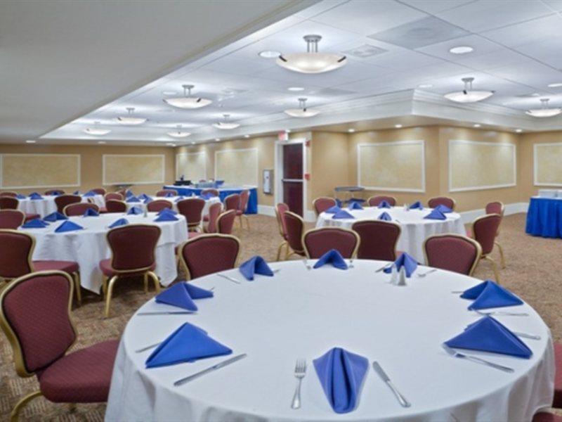 Radisson Hotel Providence Airport วอร์วิค ภายนอก รูปภาพ
