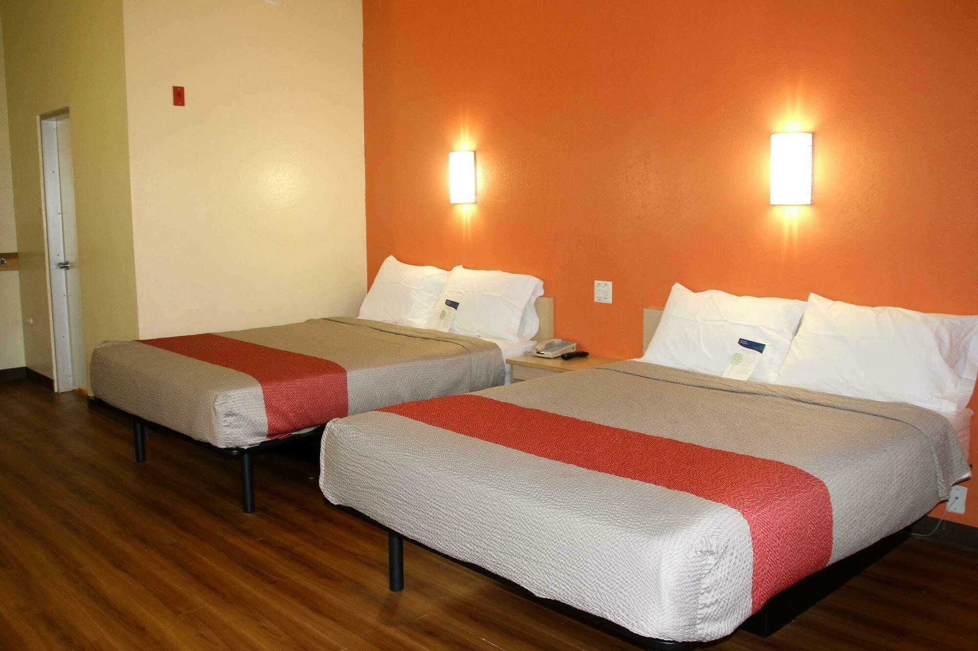 Radisson Hotel Providence Airport วอร์วิค ภายนอก รูปภาพ